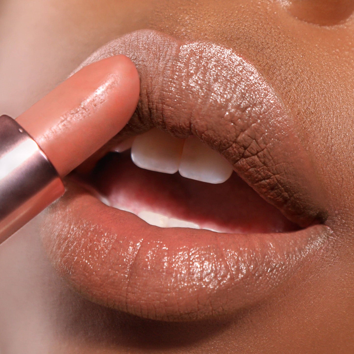 Rossetto Lip Goddess (008, un altro)