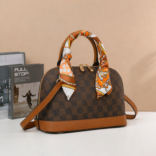 Charlotte (DQ-8596-4)