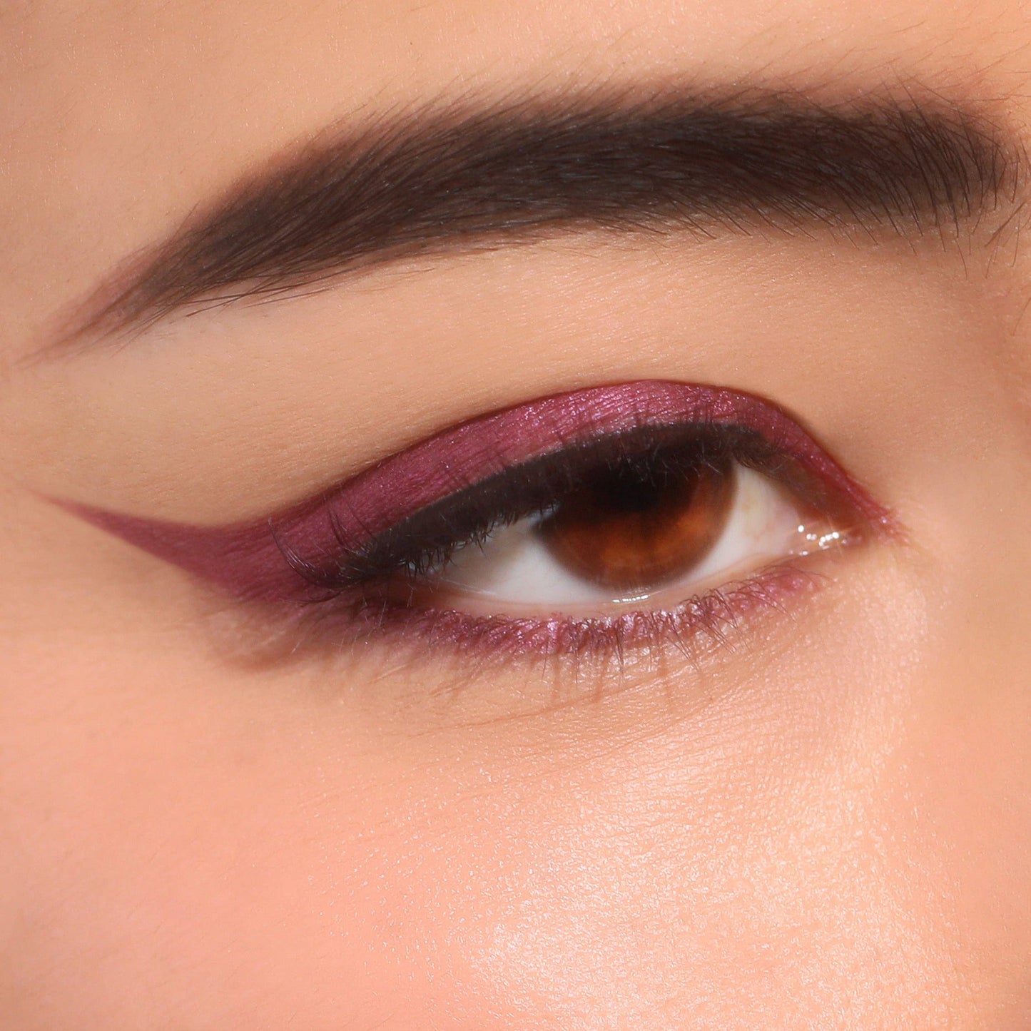Matita occhi Statement Shimmer Liner (007, Metallic Plum) di Moira Cosmetics
