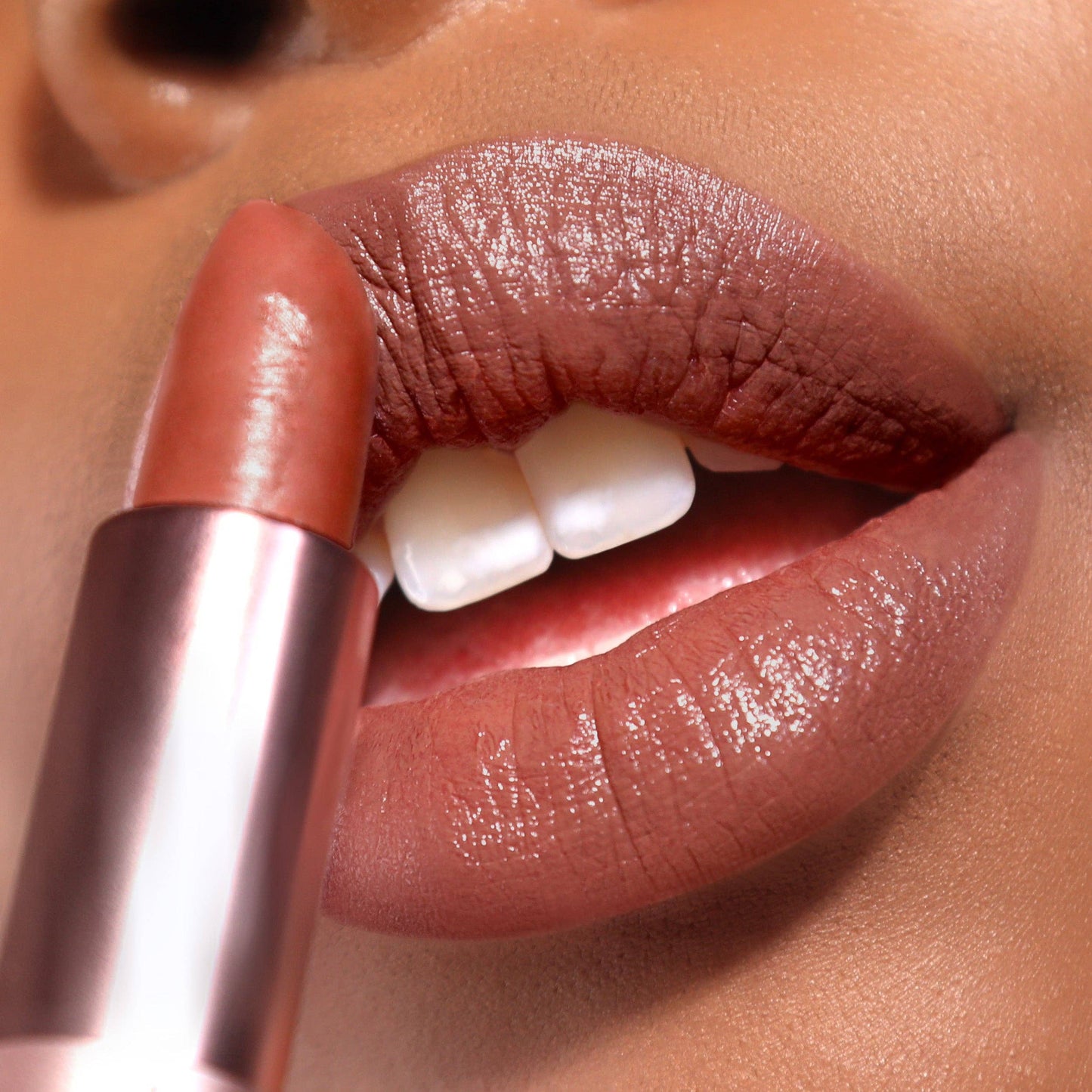 Lip Goddess Rossetto (007, Bella)