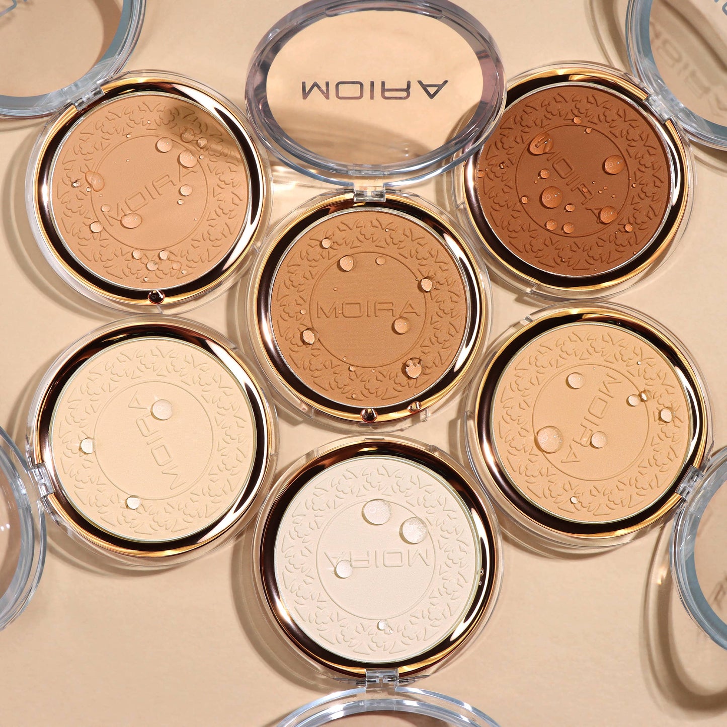 Moira Cosmetics Cipria Fissante Soft Focus Resistente all'Acqua – Tonalità 200 Light