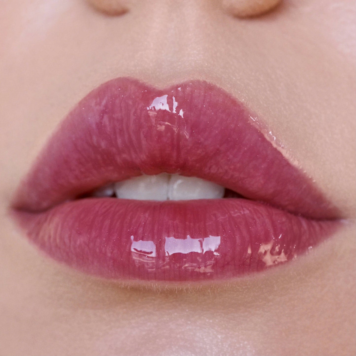 Olio labbra idratante Glow Getter (005 Berry Berry)
